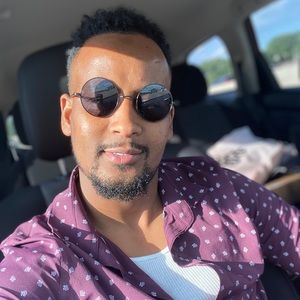 Meet your Posher, Abdi